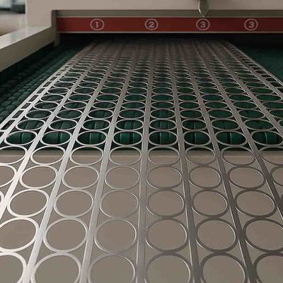 अच्छी कीमत सटीक रोल-टू-रोल उत्कीर्णन सेवा उच्च गति बड़े पैमाने पर उत्पादन ऑनलाइन