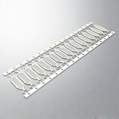 मोबाइल फोन स्पीकर के लिए रासायनिक नक़्क़ाशी कस्टम उच्च परिशुद्धता फोटो नक़्क़ाशीदार स्टेनलेस स्टील जाल